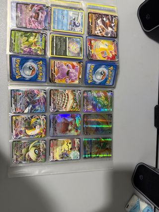 Cartas Pokémon V, VMAX, VSTAR y Entrenador