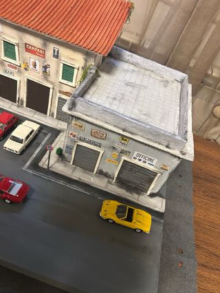 Modellini auto e diorami 1:43 leggere annuncio