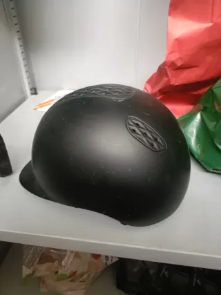Casco de hípica negro