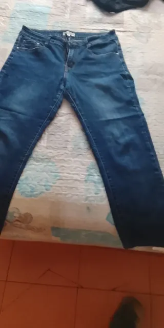 Chaqueta Ellesse acolchada negra