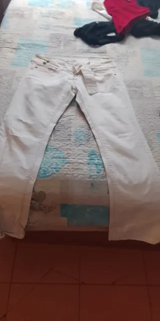 Chaqueta Ellesse acolchada negra