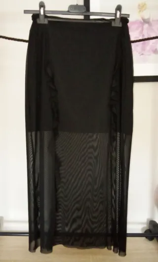 Falda de cuero marrón