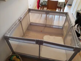 Parque infantil/mascotas HuBörns