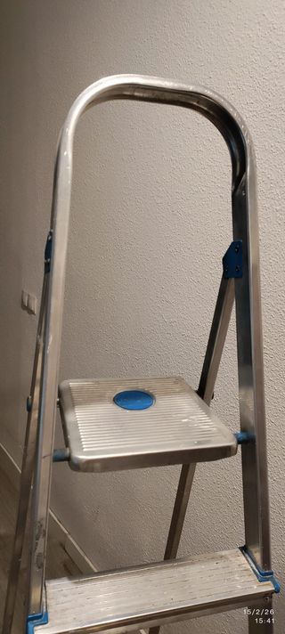 Escalera Aluminio 6 Peldaños