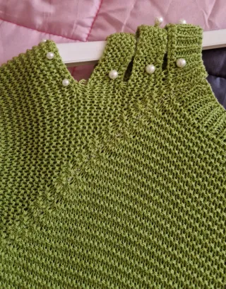 Maglione donna verde con perle