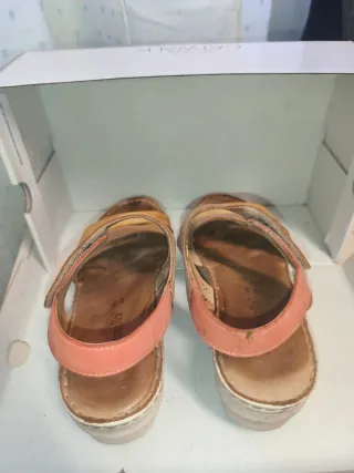 Sandalias piel de mujer beige y naranja