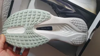 Zapatillas Nike Zoom Fly 6 Negras/dorado