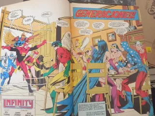 DC Infinity 1,20,21, Legión 2, NuevosTitanes 40,41