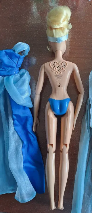 Bambola Cenerentola Disney che canta