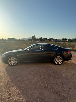 BMW Serie 6 2004 645Ci V8 Automático - 123.000km