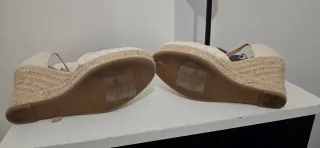 2 Pares Zapatos Verano/Invierno Beige y Negro