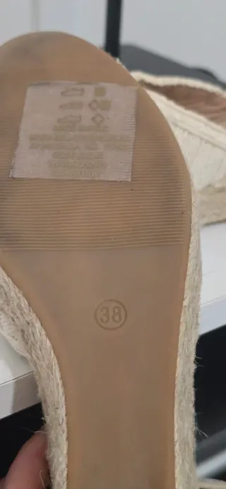 2 Pares Zapatos Verano/Invierno Beige y Negro