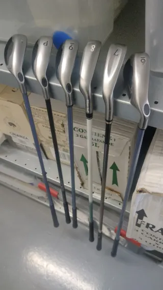 Set combo de palos de golf con bolsa Cleveland