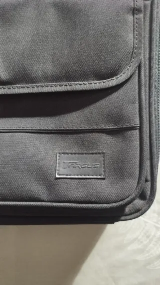 Maletín Targus para portátil