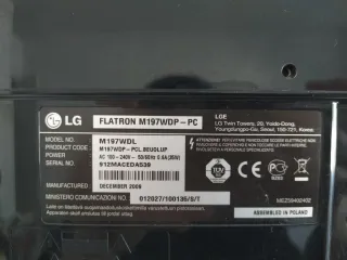 Monitor LG 19 pulgadas Negro y Rojo