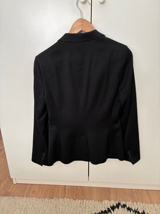 Americana elegante Massimo Dutti negra