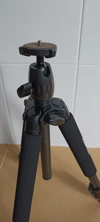 Trípode viaje Mini Pro Hama