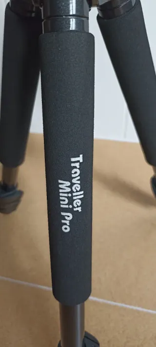 Trípode viaje Mini Pro Hama