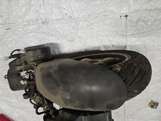 KYMCO VITALITY 50 ( MOTOR)