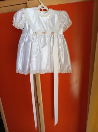 Vestido blanco para bebé 6 meses con zapatos