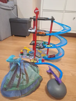 Lote Juguetes Niño: Parking y Coches + lanzador