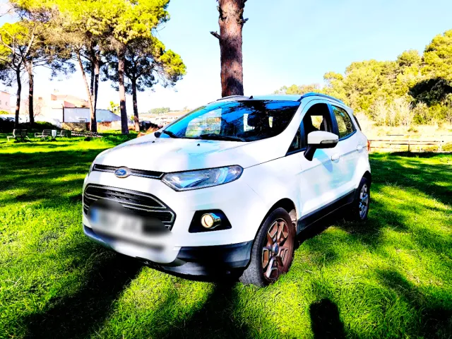 Ford EcoSport 2016p