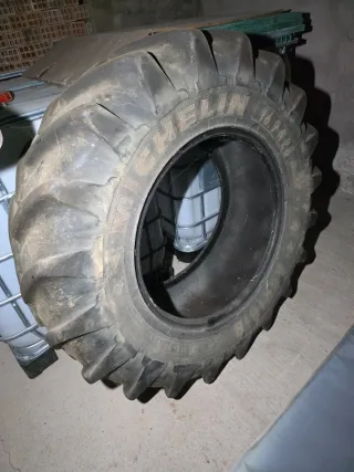Cubiertas Agrícola 16.9 R 28 Michelin