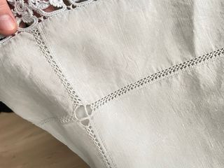 Juego Sábanas y 2 Fundas Almohada Bordadas