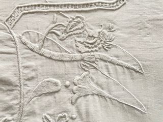 Juego Sábanas y 2 Fundas Almohada Bordadas