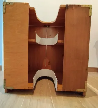 Mueble bajo lavabo y espejo