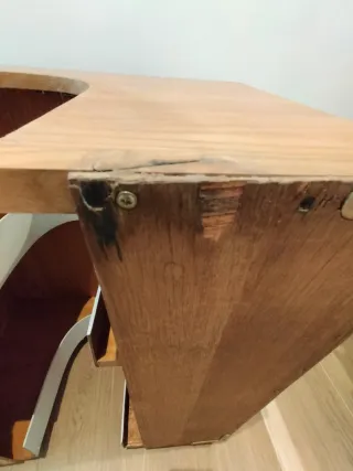 Mueble bajo lavabo y espejo