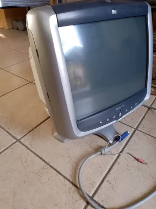 Monitor HP CRT da controllare