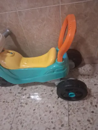 Moto correpasillos para bebés