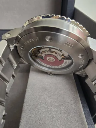 Oris Aquis Date 01 733 7730 4157-07 8 24 05PEB