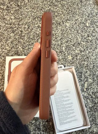 Capa iPhone 17 Pro TechWoven Sienna
