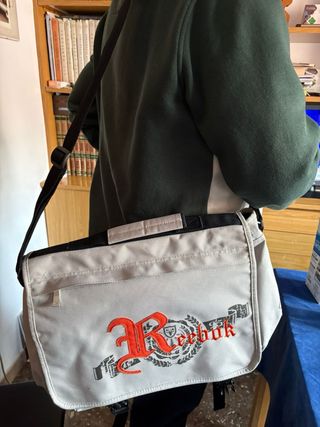 Bandolera Reebok grande beige y marrón