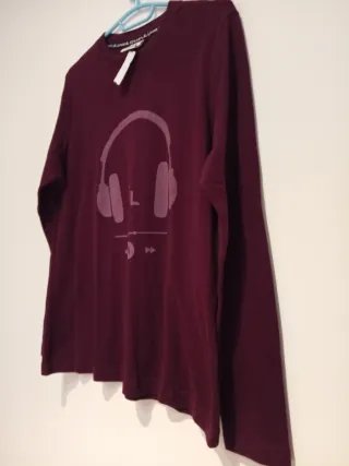 Camiseta manga larga con dibujo auriculares