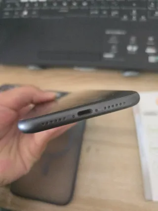 iPhone 11 128GB Preto Bateria 86%