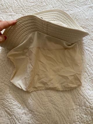 Sombrero americano para el sol blanco