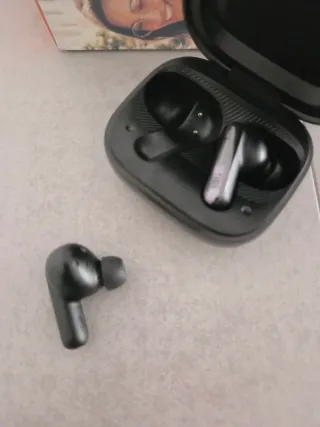 Auriculares JBL Live Beam 3 Negro