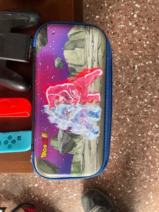 Nintendo Switch con accesorios