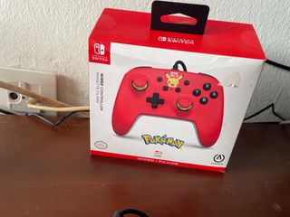 Nintendo Switch con accesorios