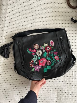 Bolso Desigual Negro Flores Bordadas