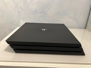 PS4 Pro 1TB Jet Black