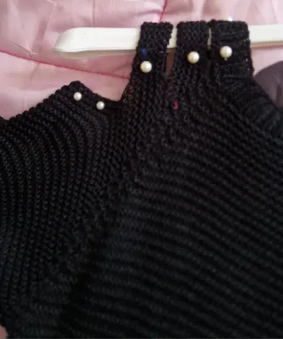 Maglione donna nero con perle