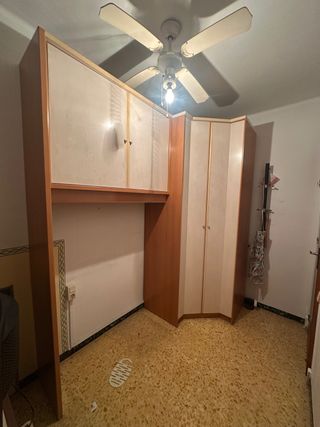 Armadio Angolo in Legno Bianco e Marrone