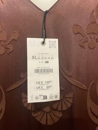 Vestido Zara marrón satinado con flecos