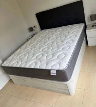 Liquidación:canapés y colchones armarios y sofas