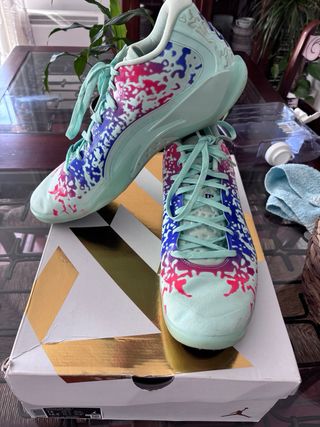 Zapatillas Baloncesto Jordan Morado/Teal