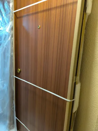 Puerta blindada Sapelly. Km0. 205X86